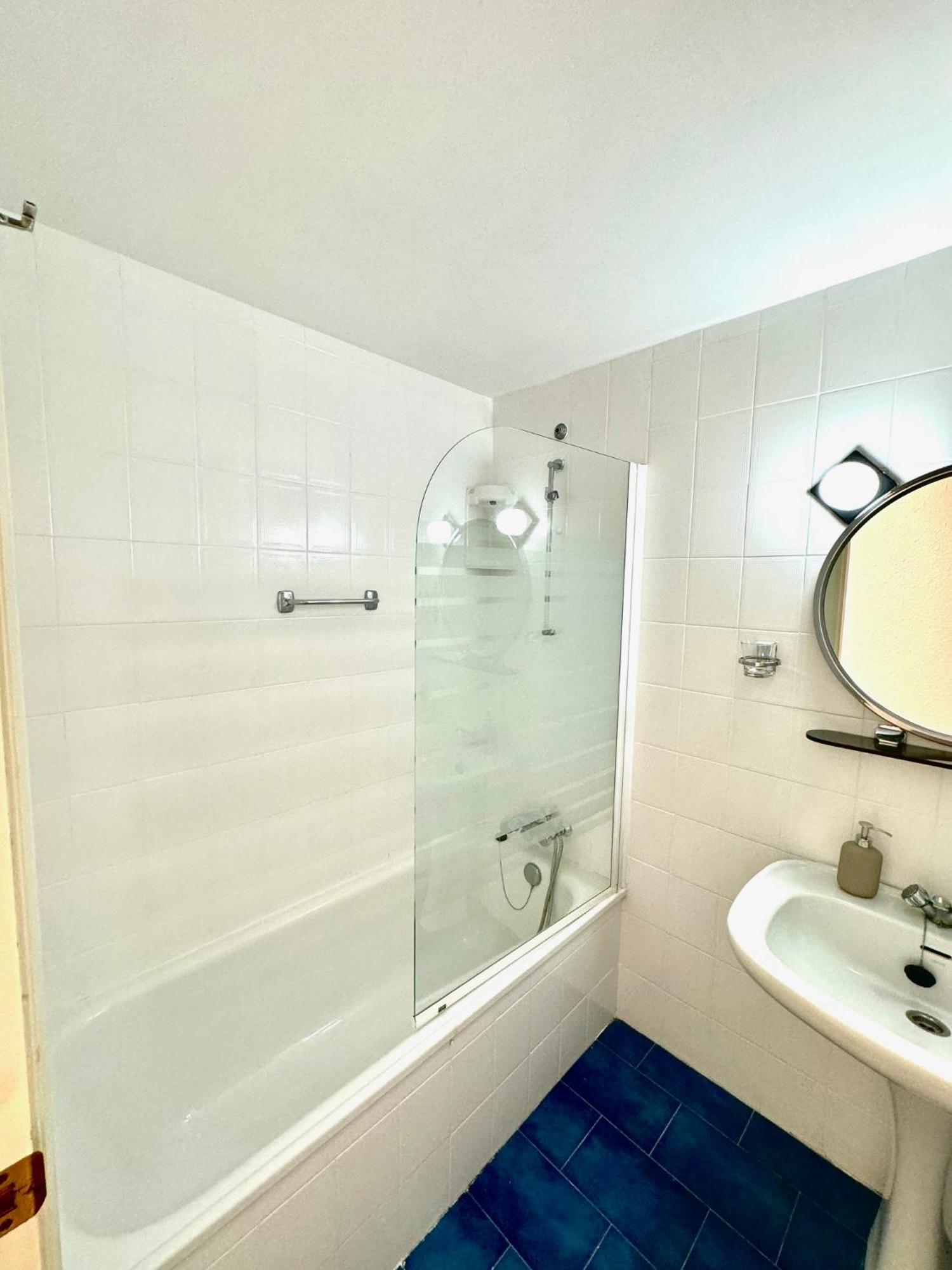 Apartamento In Front Of Sea & Center Marbella Exterior foto