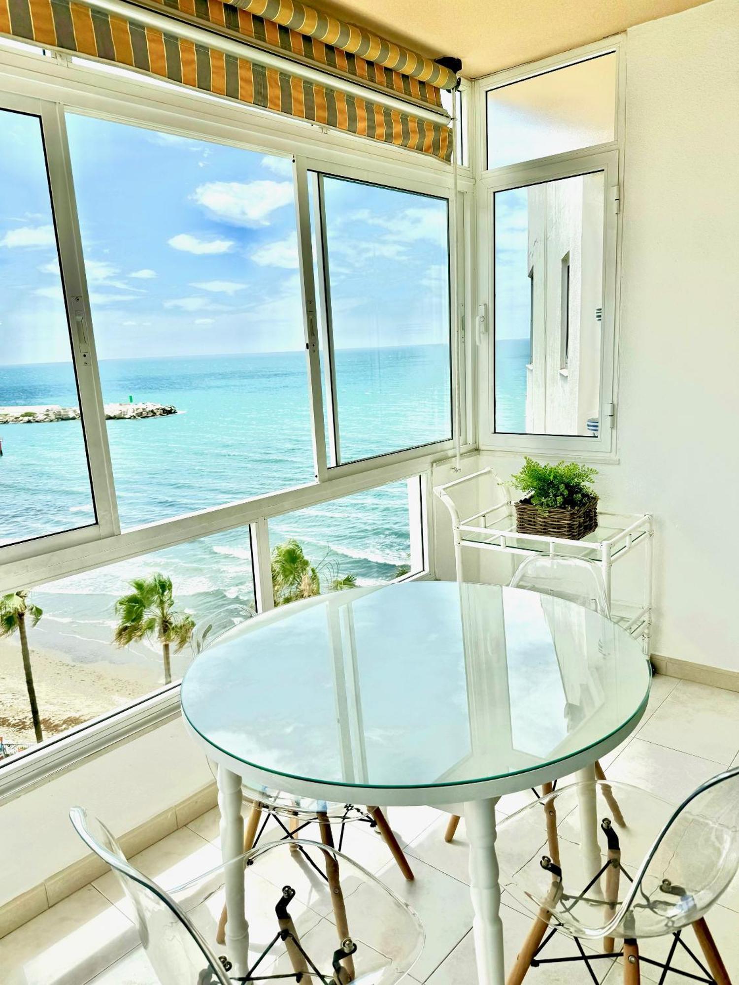 Apartamento In Front Of Sea & Center Marbella Exterior foto
